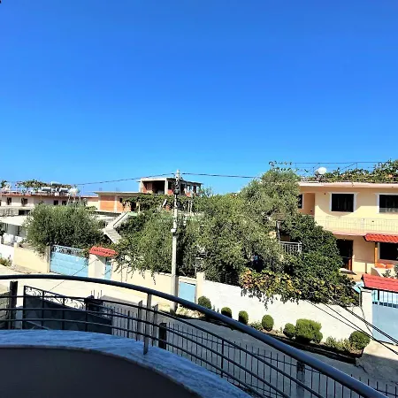 Апартаменты Iremia Spacious For Family Holidays Влёра