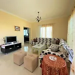 Iremia Spacious For Family Holidays Lejlighed Vlorë