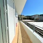 Appartamento Iremia Spacious For Family Holidays Vlorë