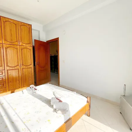 شقة Iremia Family Holidays *