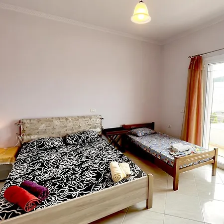 Apartman Villa Iremia Spacious Apartment For Family Holidays Vlora