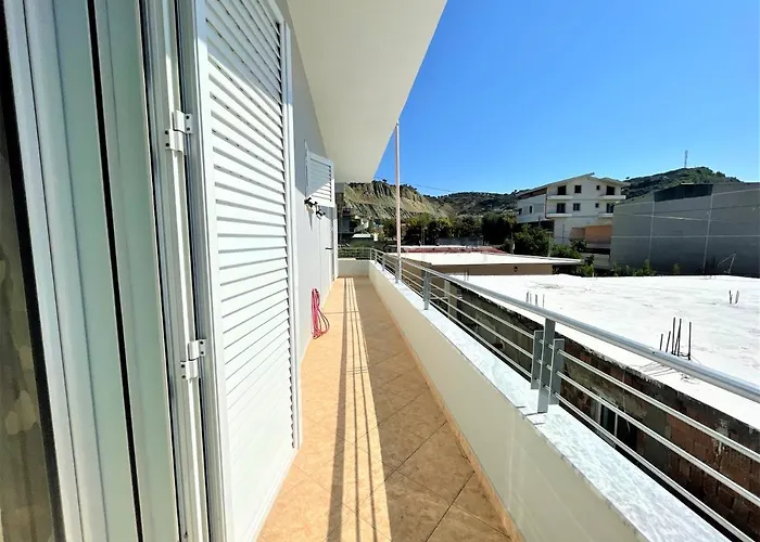 Apartman Villa Iremia Spacious Apartment For Family Holidays Vlora